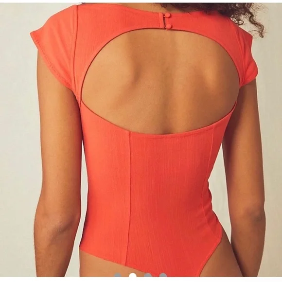 Free people “sweetest heart bodysuit” in sweet chili pepper - Picture 2 of 5